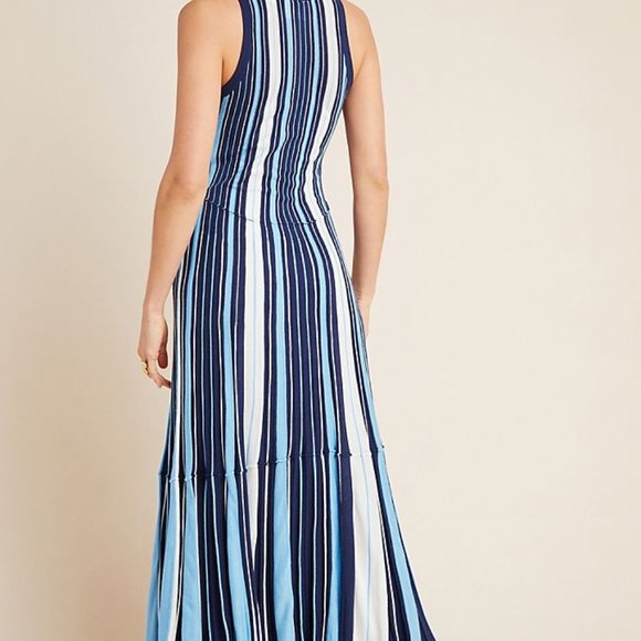 Lisanne Sweater Maxi Dress - Picture 2 of 3